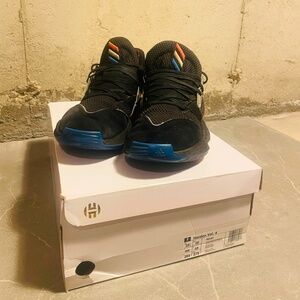 Adidas Harden Vol. 4 "Barbershop" Basketball Shoes — Size 10.5 used | With Box